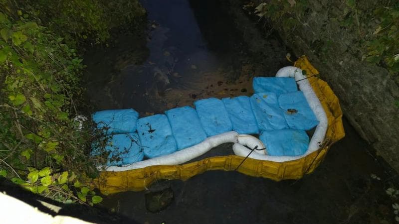 Fuel leak spreads more than two miles along River Taff