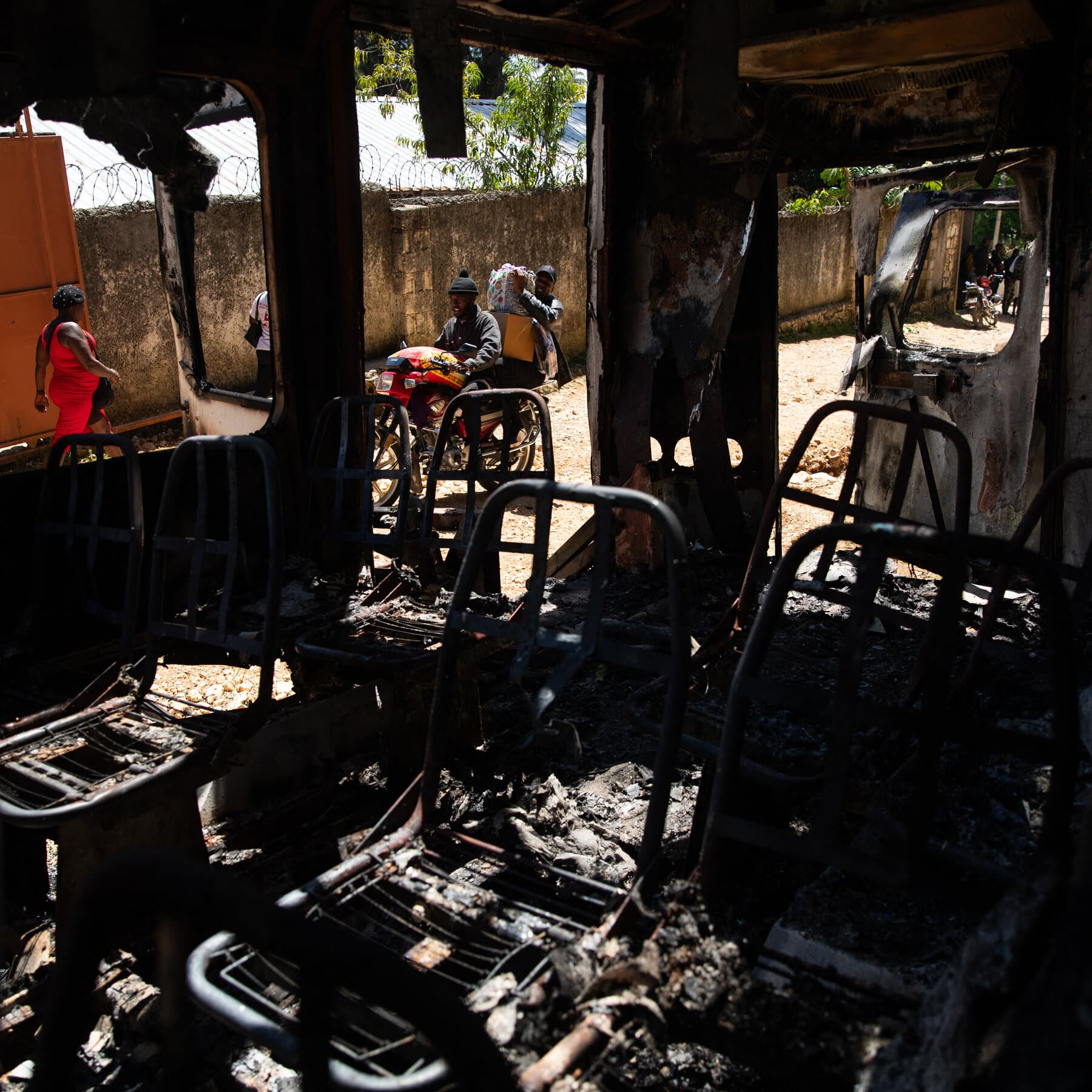 Can a Country Really Hold an Election in the Middle of a Gang War?